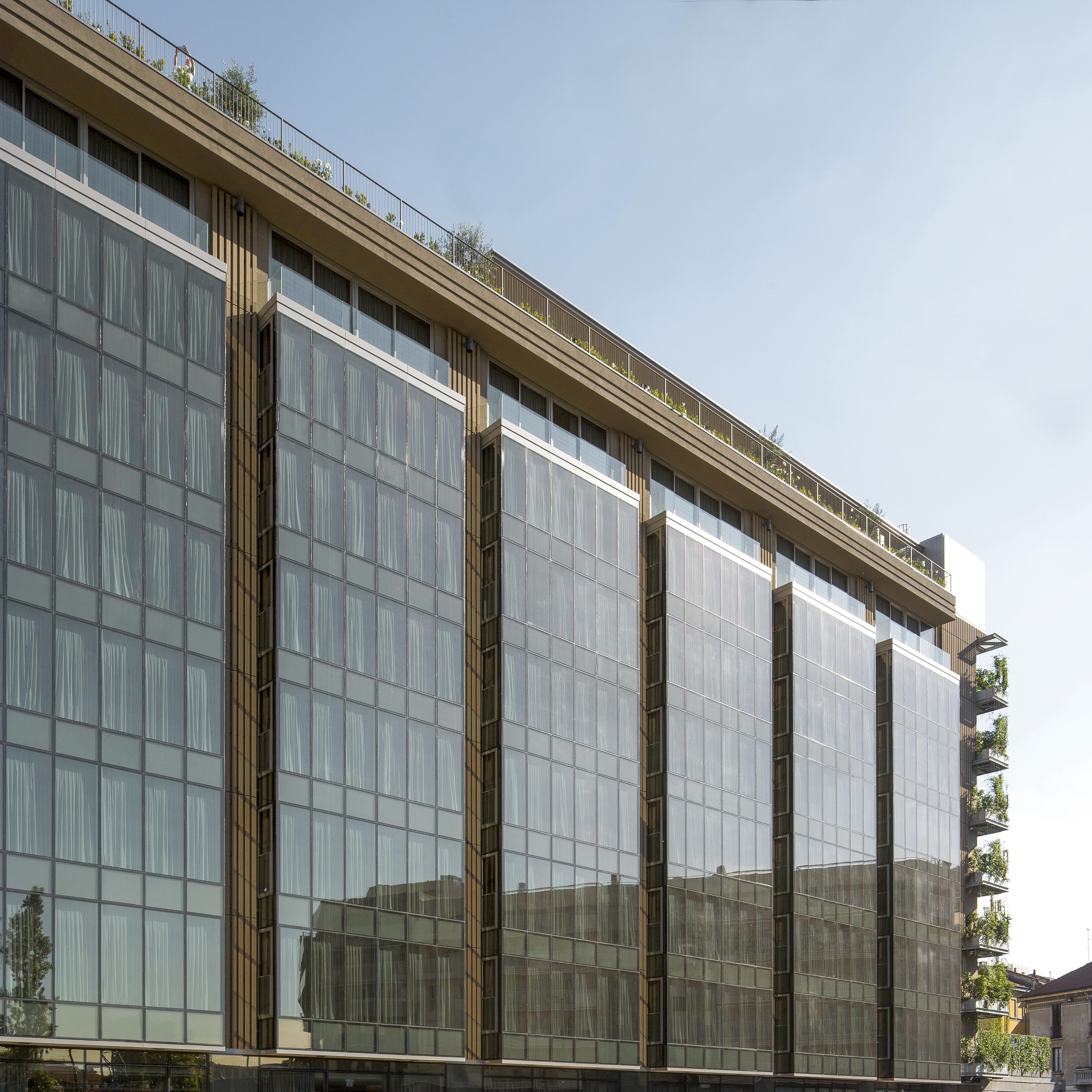 โรงแรมวีไอยู มิลาน ภายนอก รูปภาพ The building's facade