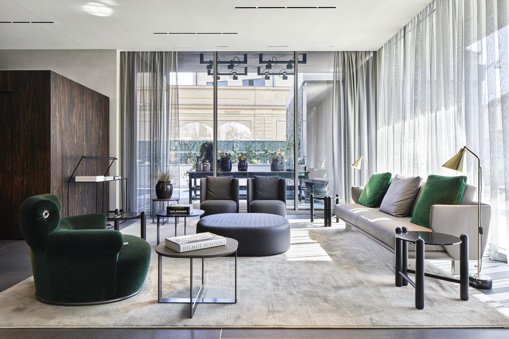 โรงแรมวีไอยู มิลาน ภายนอก รูปภาพ Interior of a penthouse apartment