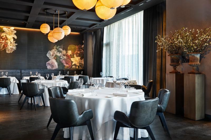 โรงแรมวีไอยู มิลาน ภายนอก รูปภาพ Restaurant interior